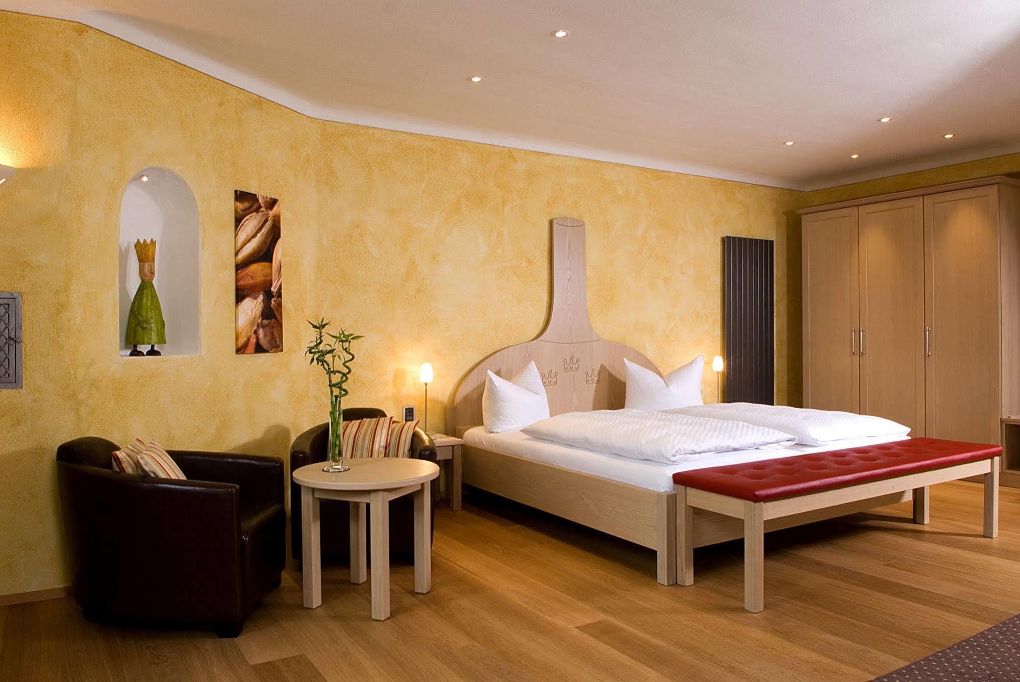 Hotel & Brauereigasthof Drei Kronen Memmelsdorf Dış mekan fotoğraf